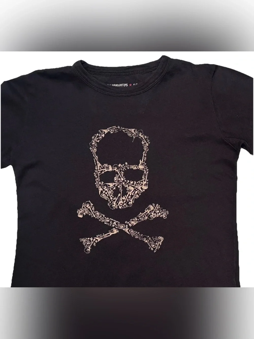 JOHN VARVATOS T SHIRT YOUNG BOYS XL / 7 SKULL & BONES GUITAR RARE DESIGNER TEE